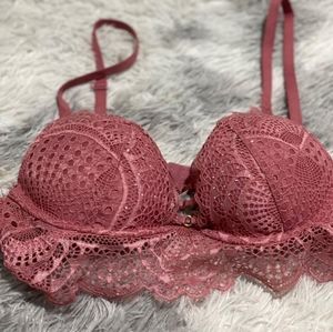 ultimate push up bra from LaSENZA 34(F) OR DDD
